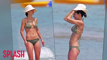 Jordana Brewster fait une tuerie en bikini à Hawaï