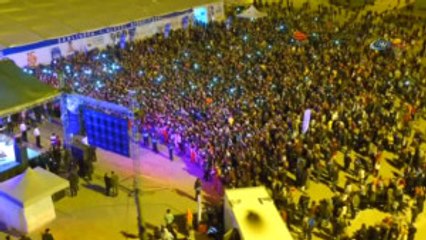 Sanatçı Zara, Kurtuluş Sevincini Yaşayan Şanlıurfalıları Coşturdu