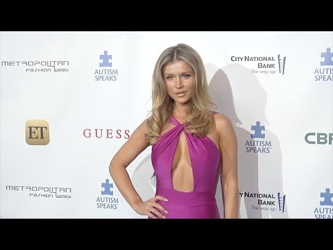 Joanna Krupa La Vie En BLUE Fashion Gala Blue Carpet
