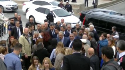 Deniz Baykal: "Burada Ne 'Evet' Diyenleri Suçlamak, Onları Düşman Bilmek, Onları Denize Dökmek veya...
