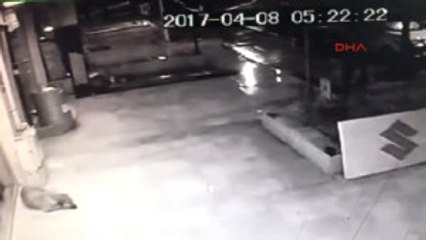 Kocaeli Motosiklet Bayisinden 80 Bin TL'lik Motosikleti Çaldılar