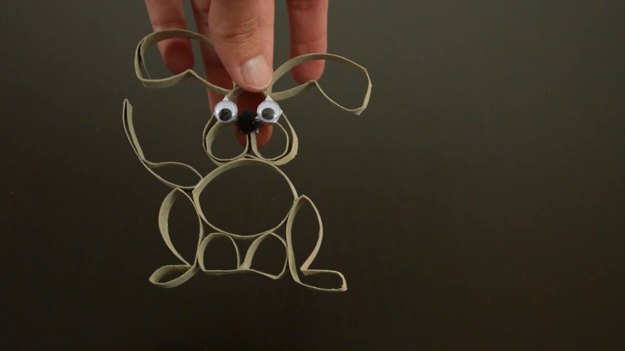 DIY : Fabriquez un chien en rouleau de papier toilette
