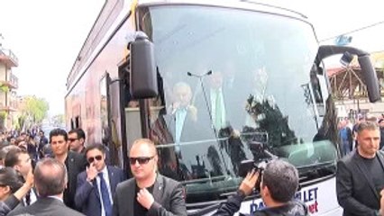 Başbakan Yıldırım: "Pazar Günü Sandığa Gidiyoruz.
