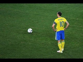 Top 25 INSANE Curved Free Kicks