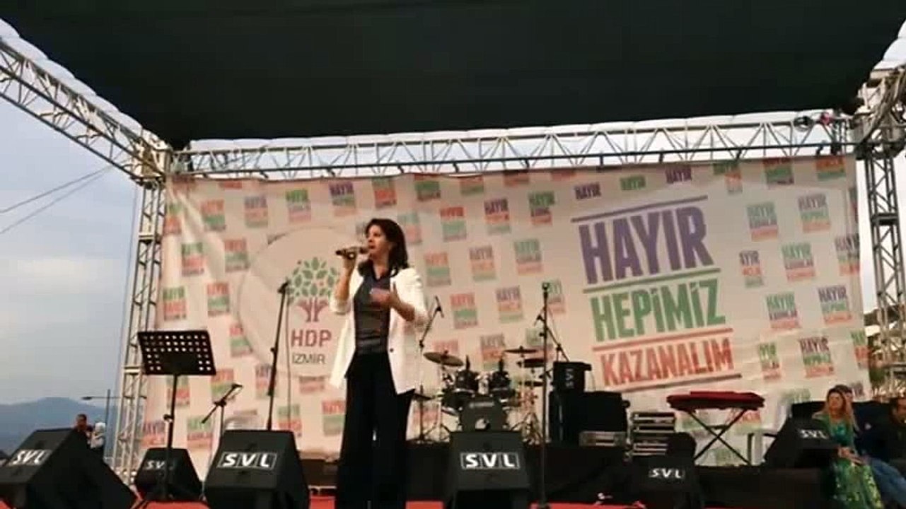 PERVİN BULDAN BUGÜN İZMİRDE ÖYLE BİR KONUŞMA YAPTI Kİ GÜNDOĞDU MEYDANINDA YER YERİNDEN OYNADI