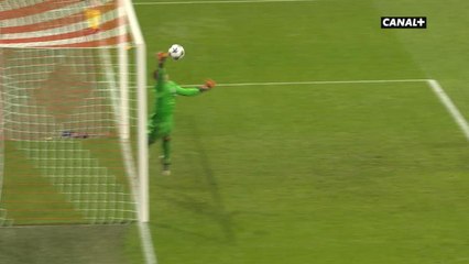 Bayern / Real Madrid - Le superbe arrêt de Neuer sur une tête piquée de Benzema