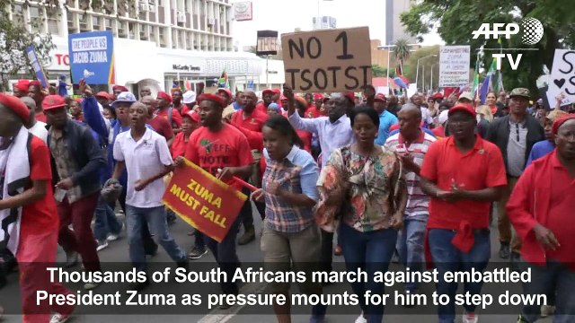Thousands of South Africans walk in anti-Zuma march