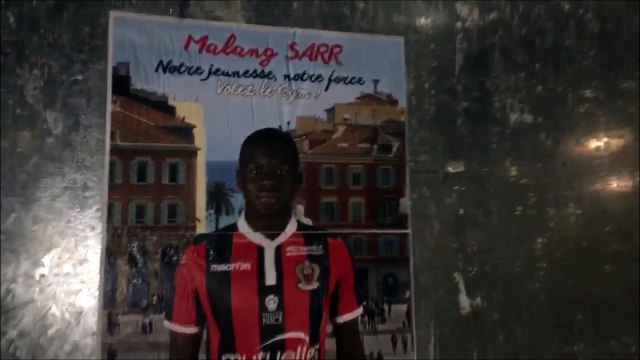 Les affiches des candidats à la présidentielle remplacées par des photos des joueurs de l'OGC Nice