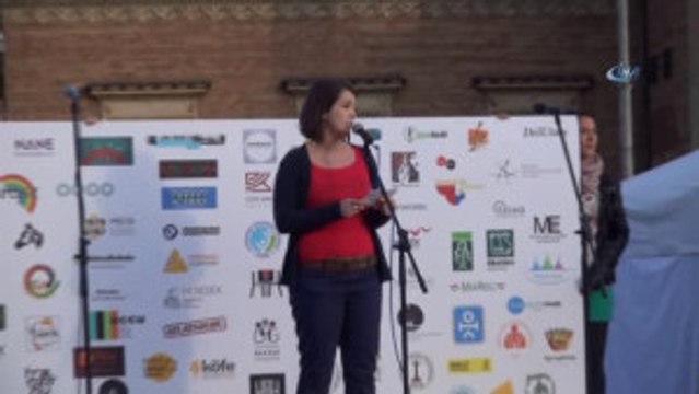 Macaristan'da Hükümet Karşıtı Gösteri- Macaristan'da Siviller ve Üniversiteliler Hükumeti İstifaya...