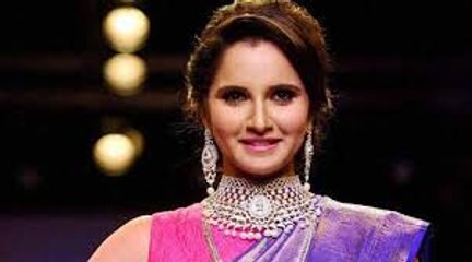 ROMANTIC - Shoaib Malik dedicates trophy to Sania Mirza