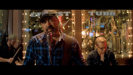 Aaron Lewis - That Ain't Country