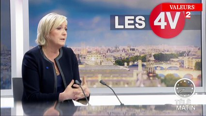 Marine Le Pen enfonce François Hollande
