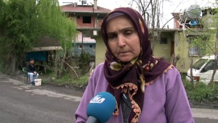 Denizde Değil Köy Yolunda Balık Tutuyorlar