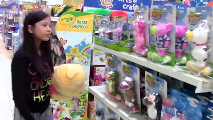 Toy Shopping at Toys R Us - Play-Doh_Barbie_Lalaloopsy_Baby Alive_LEGO_Star Wars-eCpIg