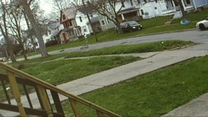 Washıngton)- ABD'de Bir Adam Aracını Bisikletli Gencin Üzerine Sürdü