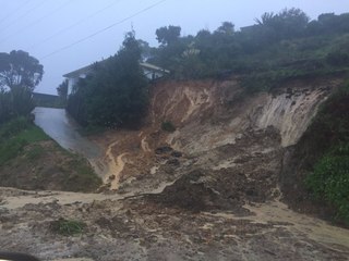 Cyclone Cook Sweeps Across Omokoroa
