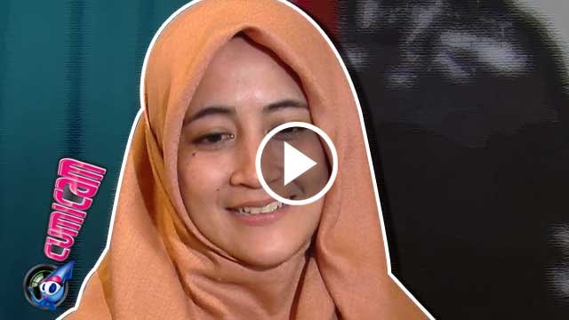 Umi Pipik Sudah Nikah? Ini Reaksi Mengejutkan Keluarga Uje - Cumicam 13 April 2017