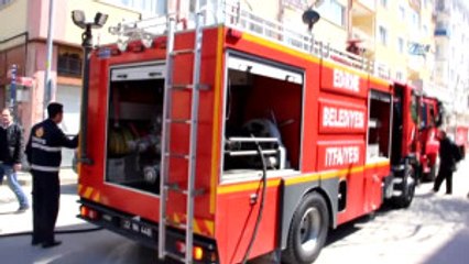 Apartman Dairesindeki Yangın Korkuttu