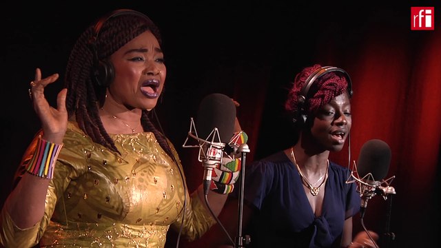Oumou Sangaré interprète Fadjamou dans Couleurs Tropicales @RFI