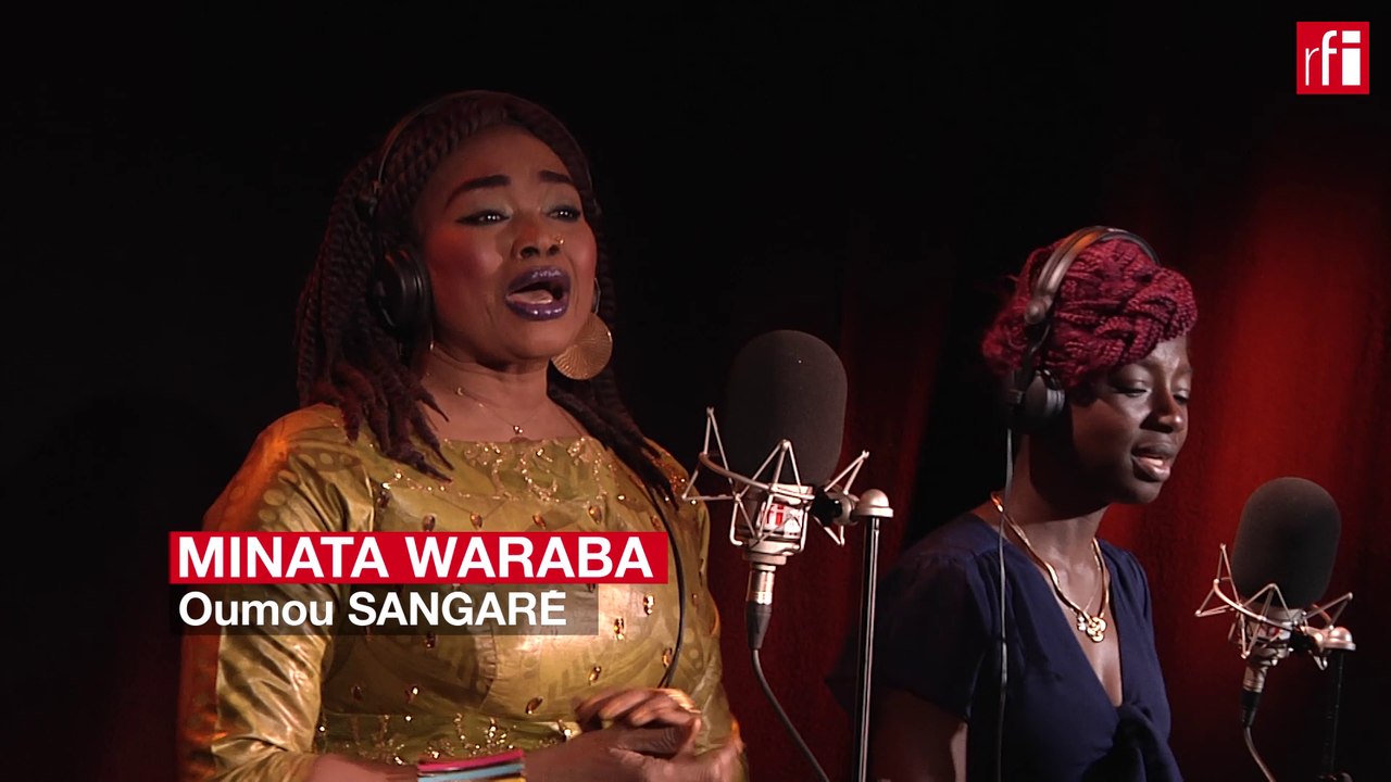 Oumou Sangaré interprète "Minata waraba" dans Couleurs Tropicales @RFI