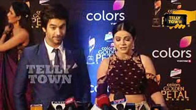 Thapki - Jigyasa Singh And Manish Goplani At Colors Golden Petal Awards 2017