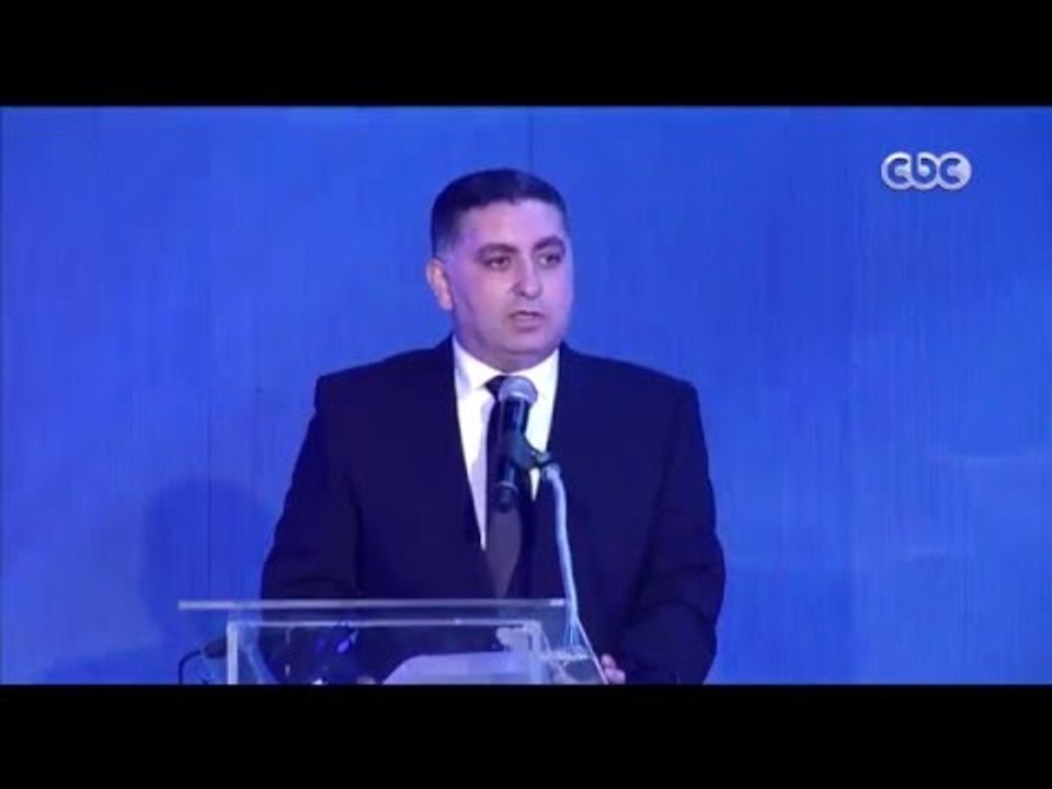 رئيس مجلس إدارة سي بي سي المهندس  “وليد العيسوي يشكر” مالك القناة  “محمد الامين” في حفل الــ 5 سنوات
