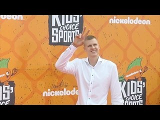 Kristaps Porzingis Kids’ Choice Sports 2016 Orange Carpet
