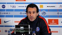 33e j. - Emery : ''Cavani n’est pas le seul à aider offensivement''