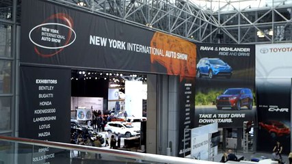 Jaguar F-PACE wins World Car of the Year