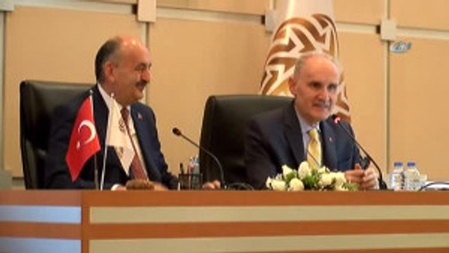 Bakan Müezzinoğlu: 2016'yı Bu Ferasetli Millet Dışında Hiçbir Millet Kaldıramazdı