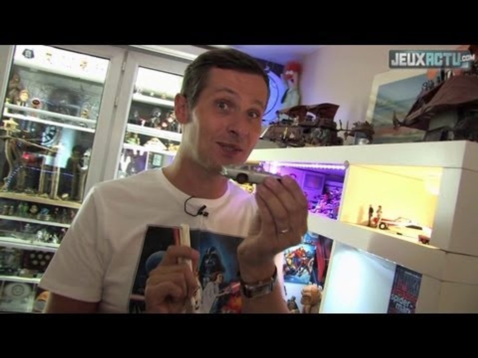 Super Marcus World # 1 : le faux Faucon Millenium de Star Wars