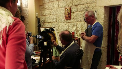 فن رسم الايقونات الدينية يشهد نهضة في بيت لحم