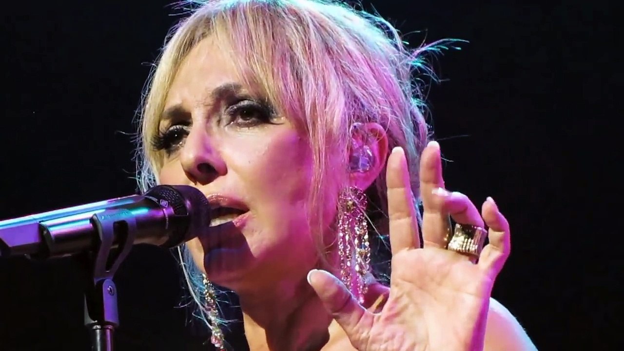 GOOGOOSH - Digeh Geryeh Delo Vaa Nemikoneh (Live in Monte Carlo)