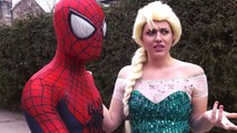 JEDI ELSA vs SITH ELSA - Spider-Man Frozen Star Wars PARODY-9-rv1TpxxnA