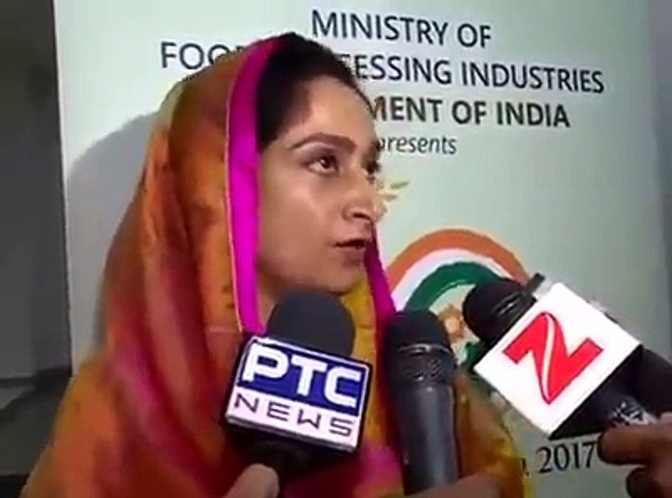 harsimrat badal