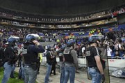 Lyon-Besiktas : Fight between Besiktas fans and Lyon fans  - UEFA Europa League 2017