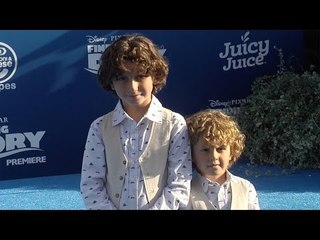 August Maturo & Ocean Maturo "Finding Dory" Premiere Blue Carpet