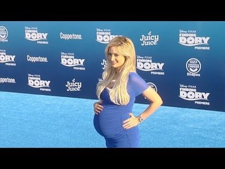Holly Madison "Finding Dory" Premiere Blue Carpet