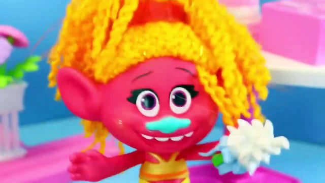 TROLLS WEDDING Poppy & Branch Get Married! Poppy Bride Dress Up & Makeover Doll Parody DisneyCar