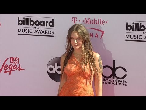 Tove Lo 2016 Billboard Music Awards Pink Carpet