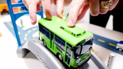 Tayo the Little Bus Garage Gas Station! Tayo Bu