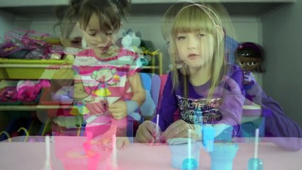 Kids Eating Candy From Toilets!! Sour Flush Candy - FunKidToys-h6rkbm5z4eM