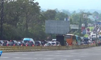 Libur Panjang Ramai Kendaraan Pribadi
