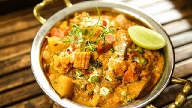 How To Make Veg Handi | Veg Handi Recipe | Restaurant Style Mix Vegetable | Recipe By Varun Inamdar