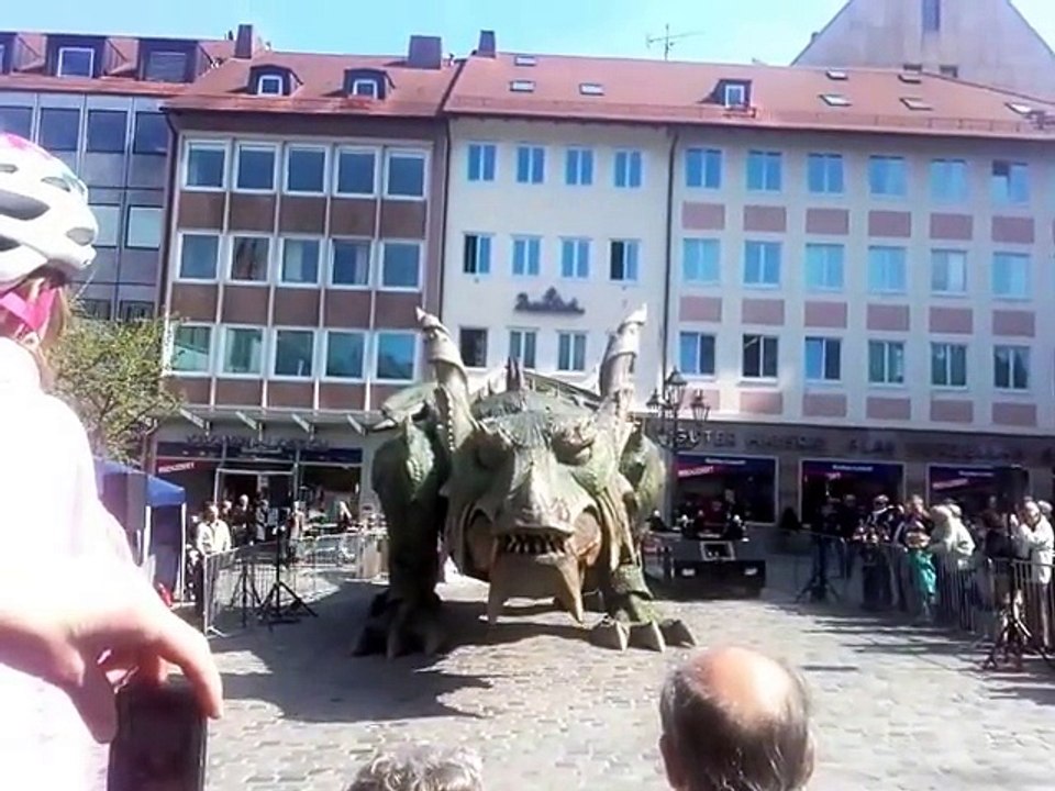 drachen show dinosaurier urzeit dino jurassic park evolution biologie heimat ministerium nürnbeg