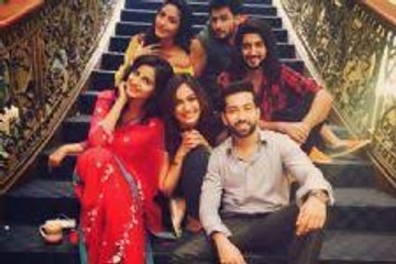 Stylebuzz- Priyanka - Ranveer's Wedding Functions Turn Out To Be A STYLISH Affair In 'Ishqbaaaz'!