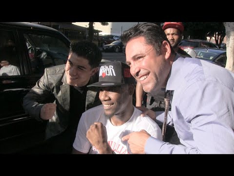 Oscar De La Hoya & Joseph Diaz Jr. run into Paul Williams in Los Angeles