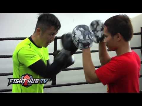 Zou Shiming vs. Amnat Ruenroeng - Full video media workout