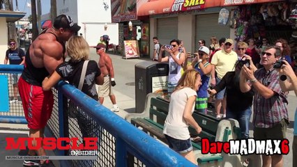 Morgan Aste trains in the Pit on Muscle Beach