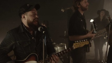Nathaniel Rateliff & The Night Sweats - Howling At Nothing